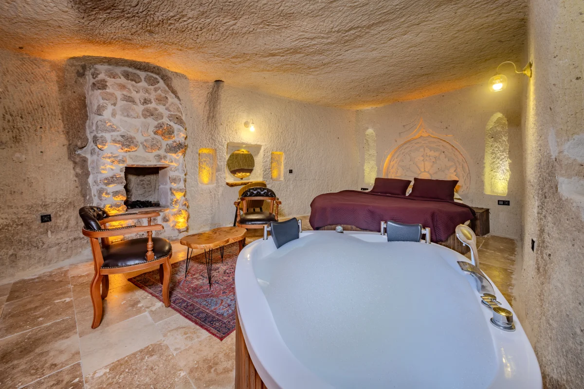 1210 - Jacuzzi Suite